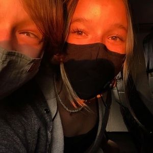 Meet your Posher, Vivian